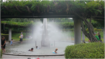 近隣施設　公園